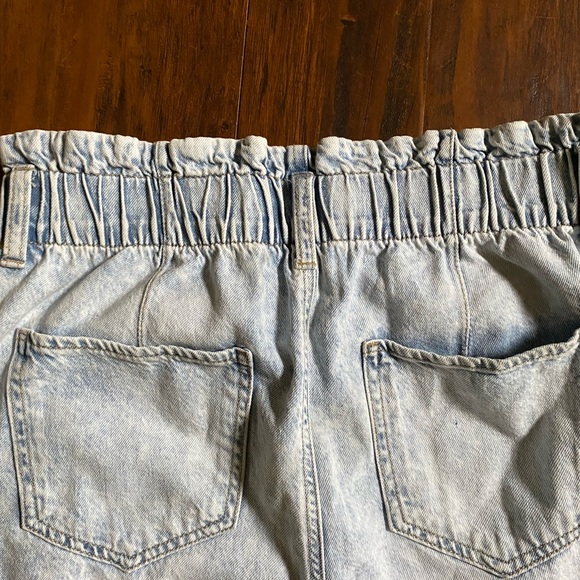 SO Acid Wash High Rise Mom Jean Size 15/32w - Picture 10 of 11